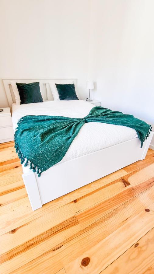 Jardim Do Morro Haus Apartment บีลาโนวาเดกายา ภายนอก รูปภาพ